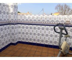 MARAVILLO DÚPLEX DE 4 DORM, 2 BAÑOS, 240M2, A TAN SOLO 2 MIN DE ORIHUELA, PARA ENTRAR A VIVIR..