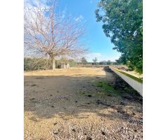 ESTUPENDA CASA CON PARCELA DE 4 DORM,  AGUA Y LUZ EN DESAMPARADOS, SEMI-NUEVA..¡HAGA SU OFERTA!!