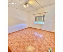 OPORTUNIDAD!!! CASA CON PARCELA EN LOS DESAMPARADOS, PARA ENTRAR A VIVIR, MUY ECONÓMICA ¡VISITELA!!