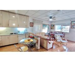 GESSICON VENDE DOS CHALET CON PARCELA DE 3.179 PARA VIVIR,  A TAN SOLO 2 MIN DE ORIHUELA CIUDAD