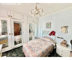 Chalet a tan solo 5 min de Orihuela, para vivir. Muy amplio, con garaje, terraza ¡Visitelo!!