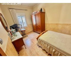 MARAVILLOSA CASA EN ORIHUELA TODA REFORMADA, CON PARCELA, GARAJE, POSIBILIDAD DE TERRAZA ¡VISITELA!