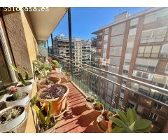 ESTUPENDA VIVIENDA EN EL CENTRO DE ORIHUELA, DE 4 DORM, 2 BAÑOS, AMPLIO BALCÓN... PASE SU OFERTA YA!