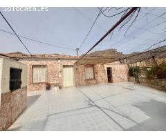 EN VENTA DOS CASAS CON PARCELA,  EN LA APARECIDA,DISPONE DE AGUA, LUZ Y  PARCELA ¡¡VISITELA!!