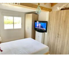ESTUPENDA CASA SEMI-NUEVA DE 4 DORM, 2 BAÑOS CON PATIO, TERRAZA (POSIBILIDAD DE GARAJE) ¡VISITELA YA