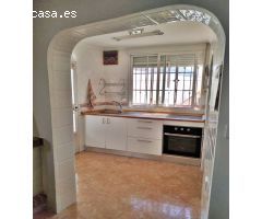 ESTUPENDA CASA DE VENTA CON PATIO Y PARCELA, A TAN SOLO 2 MIN DE ORIHUELA ¡¡VISITELA!!