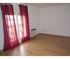 PISO CÉNTRICO CON 2 HABITACIONES AMPLIAS