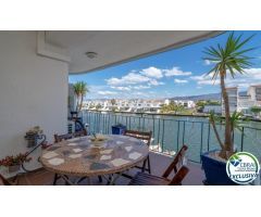 Precioso apartamento con maravillosas vistas al Port Empordà