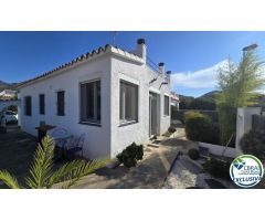 Casa individual reformada en Roses Mas Bosca en la Costa Brava