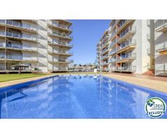 Apartamento en venta en Santa Margarita, Roses – ¡con terraza soleada y 3 piscinas! ?????????