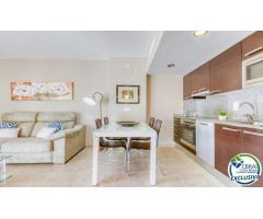 Apartamento en venta en Santa Margarita, Roses – ¡con terraza soleada y 3 piscinas! ?????????
