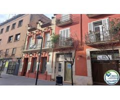 Casa en venta en el centro de Figueres