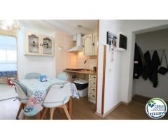 Casa en Montseny con tres dormitorios y vistas despejadas a un parque