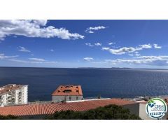 EN VENTA - EN ROSES, COSTA BRAVA – EXCEPCIONAL VISTA PANORÁMICA AL MAR