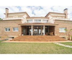 FANTASTICA CASA DE LUJO  A POCOS METROS DE LA PLAYA