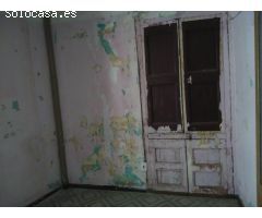 Chalet adosado en venta en calle Nou