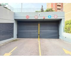 PLAZA DE PARQUING - COCHE MEDIANO