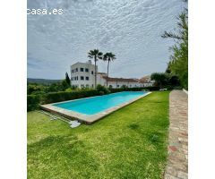 Casa pintoresca construída en un antiguo molino de arroz