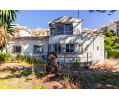 VILLA UNIFAMILIAR EN EL CENTRO DE MARBELLA, EXCELENTE OPORTUNIDAD DE NEGOCIO DE ALTO RETORNO.