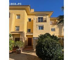 Amplia casa adosada en Residencial La Palmera – A solo 10 minutos de la playa