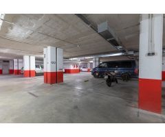 Plaza de garaje en urbanización privada pts