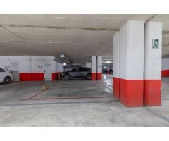 Plaza de garaje en urbanización privada pts