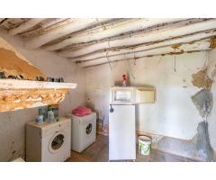 FINCA RUSTICA EN MITAD DE LA NATURALEZA, EN LA ZONA DE TORVIZCON, CONCRETAMENTE EN ALMEGIJAR!!