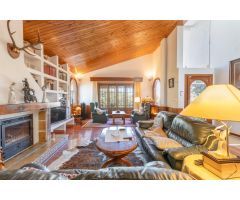 Impresionante chalet en Los Rebites!!! Con 1667 M2 de parcela.