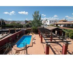 Casa en Venta en La Zubia, Granada