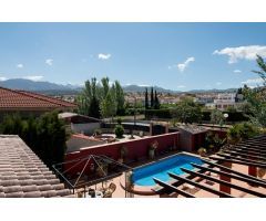 Casa en Venta en La Zubia, Granada