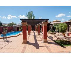 Casa en Venta en La Zubia, Granada