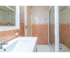Adosado en Venta en Peligros, Granada