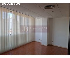 Oficina-Despacho en Alquiler en Barcelona, Barcelona