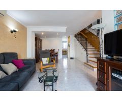 ESTUPENDO ADOSADO DE TRES HABITACIONES CON TERRAZA EN EL VIVERO