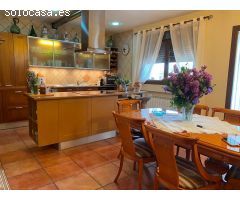 Chalet en Venta en Valjunquera, Teruel
