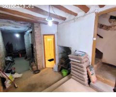 Casa en Venta en Torre del Compte, Teruel