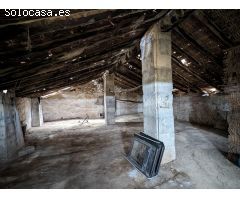 Finca con masía a reformar en Cretas