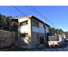 Finca con vivienda en Valderrobres.