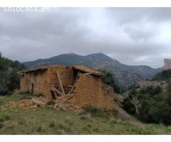 Finca rústica con masía en Peñarroya de Tastavins
