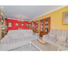 MAGNIFICA CASA INDEPENDIENTE CON PISCINA