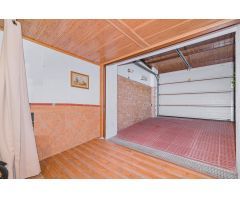 CASA EN EL CENTRO DE CULLAR VEGA!!