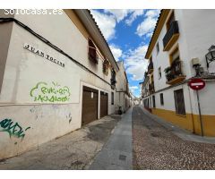VIVIENDA TIPO CASA DE VECINOS EN CASCO HISTÓRICO JUNTO A OLLERIAS