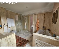 IMPRESIONANTE CHALET EN EL BRILLANTE