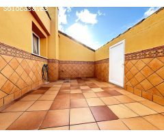 Oportunidad en Encinarejo. Casa de 2 plantas con terraza, 2 trasteros y cochera