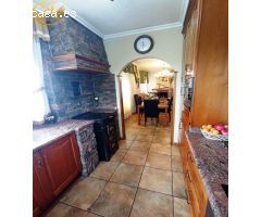 Impresionante propiedad en Boo de Piélagos, gran chalet y nave para varios usos. Finca de 2400 m