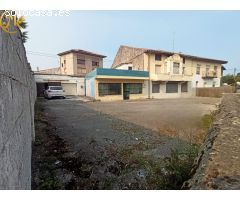 MONTE. Vivienda y negocios en finca urbana junto a la Casona del Judío