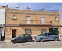 VIVIENDA Y LOCAL EN VENTA O  ALQUILER CON OPCIÓN A COMPRA EN CANTILLANA (SEVILLA)