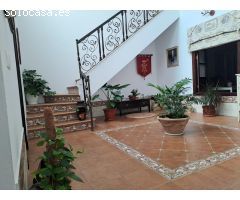 VENTA DE LOCAL Y VIVIENDA TIPO DUPLEX