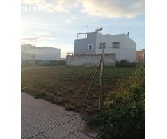 Terreno en calle Clara Campoamor, Cantillana
