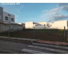 Terreno en calle Clara Campoamor, Cantillana